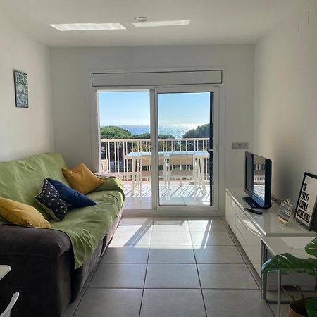 Apartamento Frente Al Mar Con Piscina Malgrat de Mar Eksteriør bilde